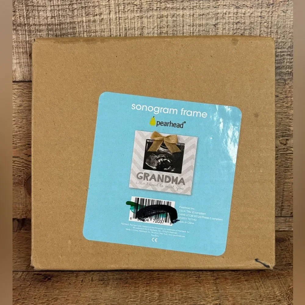 Sonogram Frame For Grandma by Pearhead “I Can't Wait to Meet You Grandma” 7”x7”